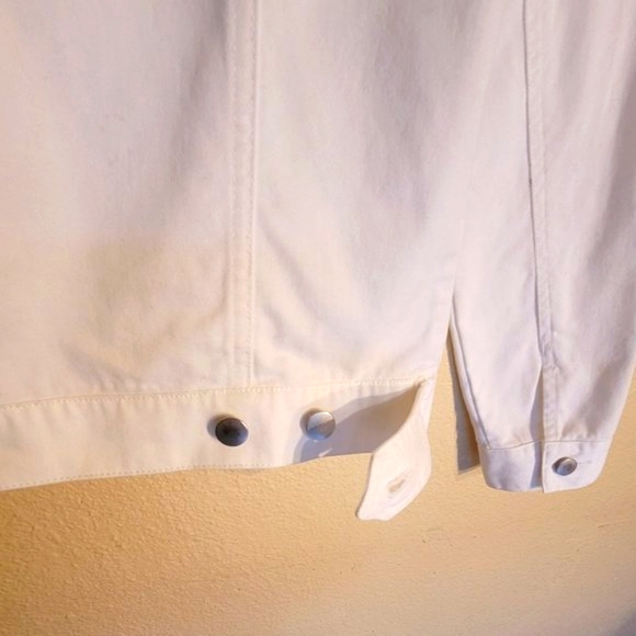 Forever21 White Jean Jacket Size Small Denim - Picture 3 of 5